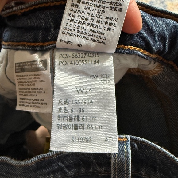 Levi's Bundle 2 pairs of 501 Denim Shorts - Size 24 - Picture 4 of 7